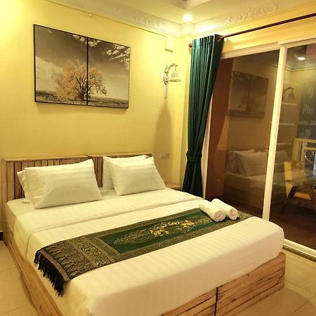 Soma Hotel Phnom Penh Exterior foto