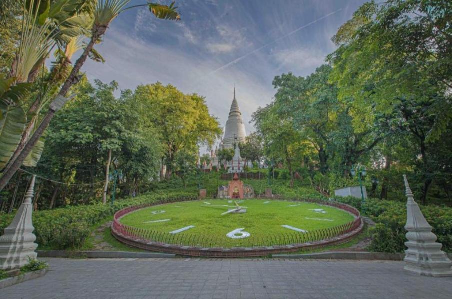 Soma Hotel Phnom Penh Exterior foto