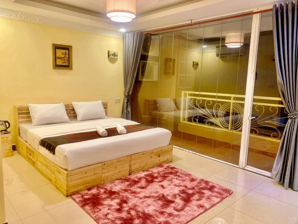 Soma Hotel Phnom Penh Exterior foto
