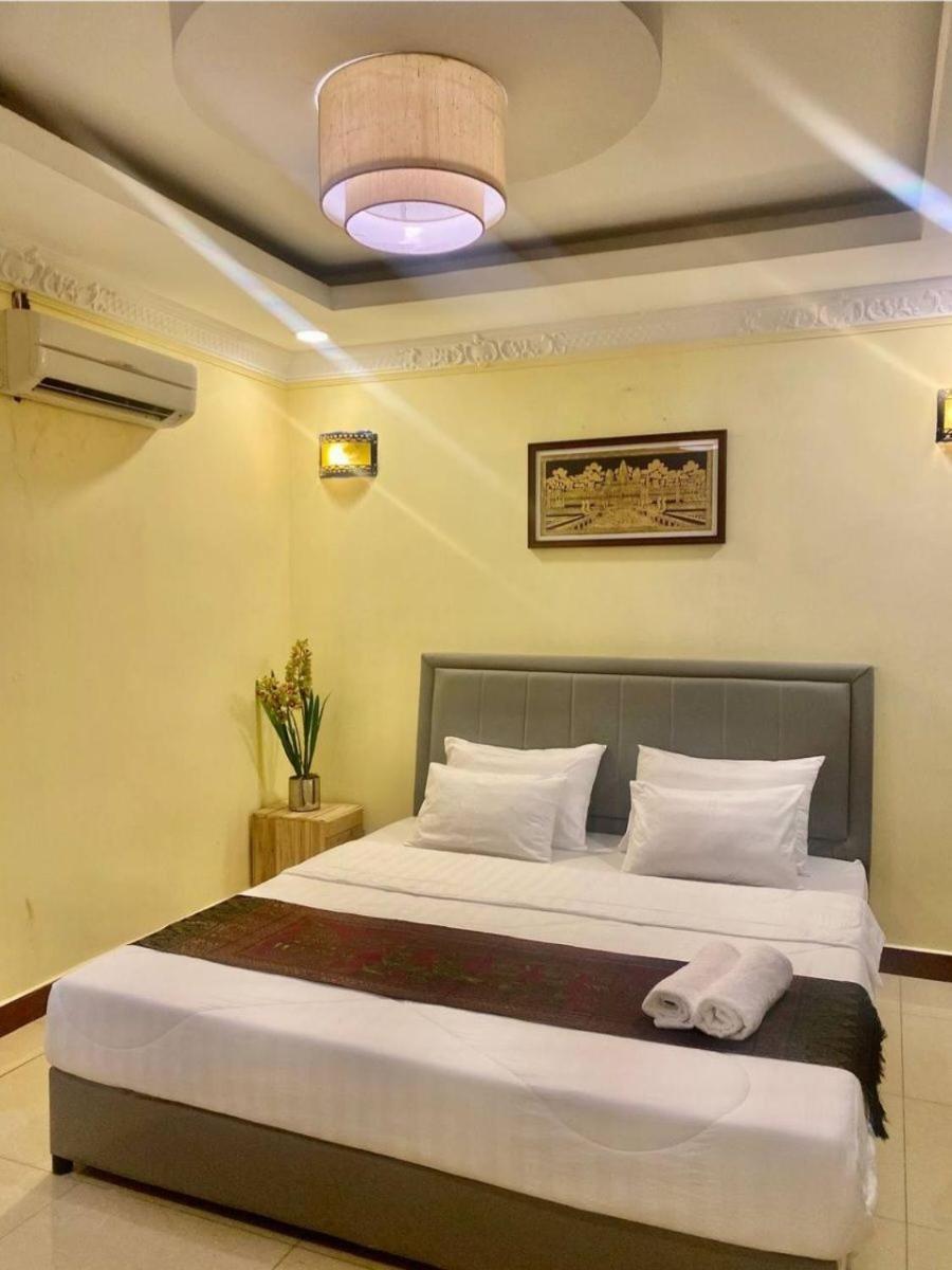Soma Hotel Phnom Penh Exterior foto